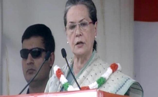 PM Modi Has No Time to Solve Farmers' Problem: Sonia Gandhi