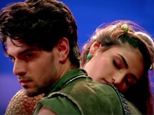 Sooraj, Athiya's New <I>Hero</I> Song Looks Like Salman's Old Song