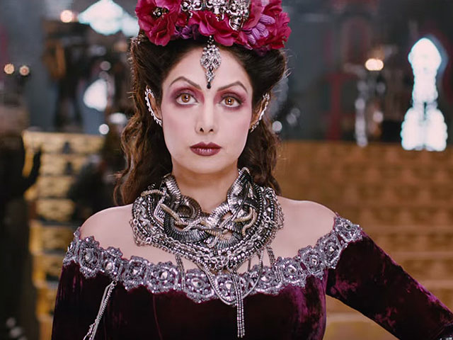 Sridevi Urges Fans to Watch <i>Puli</i> in a Sunday Tweet