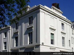 UK School Asks Sikh Girls to Remove Turbans, Apologises UK School Asks Sikh Girls to Remove Turbans, Apologises