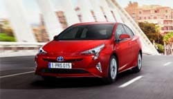 Auto Expo 2016: New Toyota Prius Unveiled in India