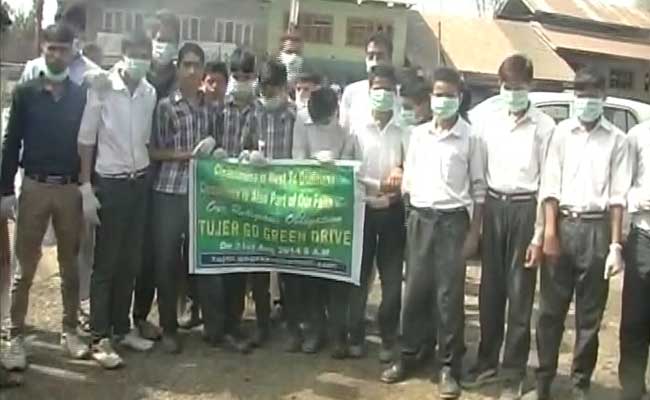 How This NRI Engineer is Making a Difference to his Village in Kashmir