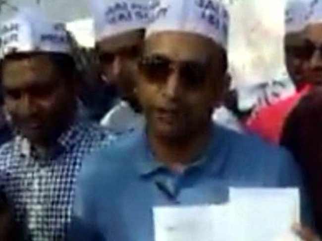 संयुक्त राष्ट्र के हेड ऑफिस के बाहर मोदी के खिलाफ सिखों, पटेलों का प्रदर्शन