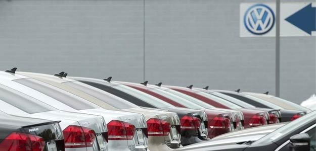 Volkswagen to Shed 600 Temporary Jobs to Tackle Scandal Costs: Report
