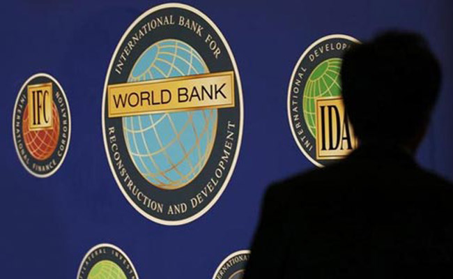 भारतीय महिलाएं नौकरी संबंधी कई पाबंदियों का सामना करती हैं : विश्व बैंक