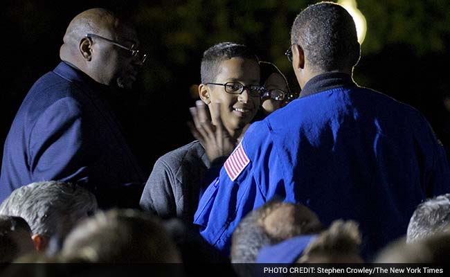 Student Clockmaker Visits White House