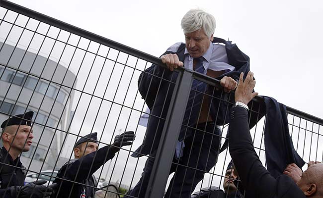 6 Air France Employees Arrested After Violence at Headquarters