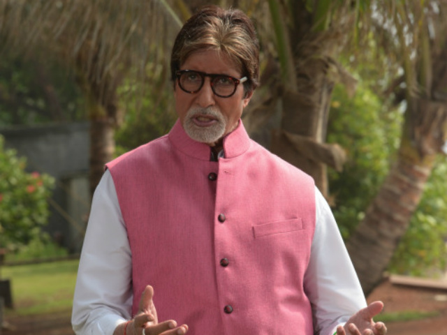 Amitabh Bachchan Doesn't Know His 'Caste or Creed', Says He's 'Universal'