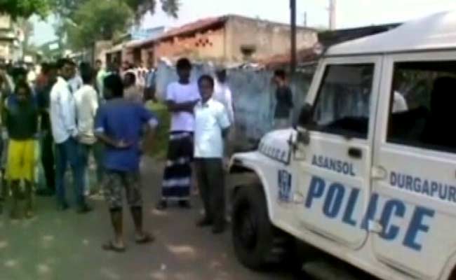 Civic Polls Turn Uncivil in Salt Lake, Asansol in West Bengal