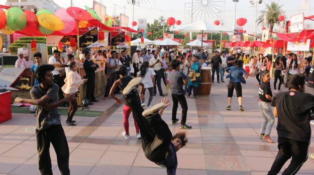 Food Fest Alert: Asian Hawkers Market at Select City Walk, New Delhi