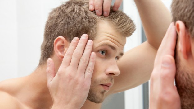 Massage With These Essential Oils To Treat Spot Baldness