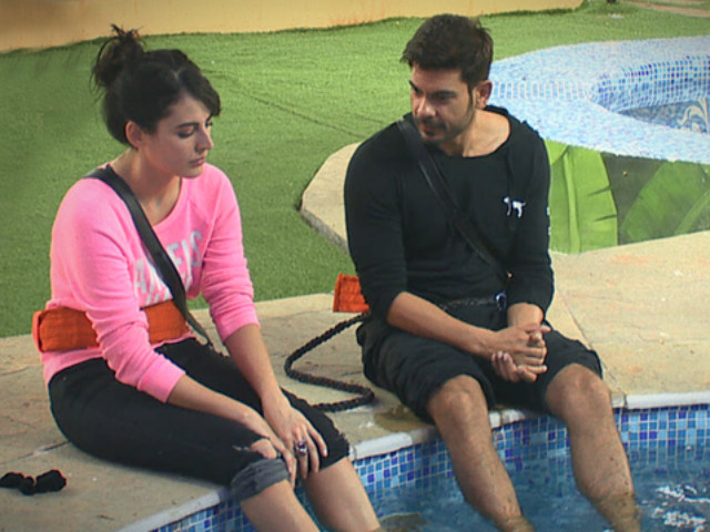 <I>Bigg Boss 9</i>: Mandana's <I>Double Trouble</i> With Keith and Prince