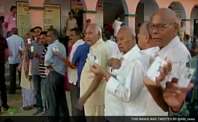 Bihar Elections: Hundreds Cast Votes at Women-Managed Booths