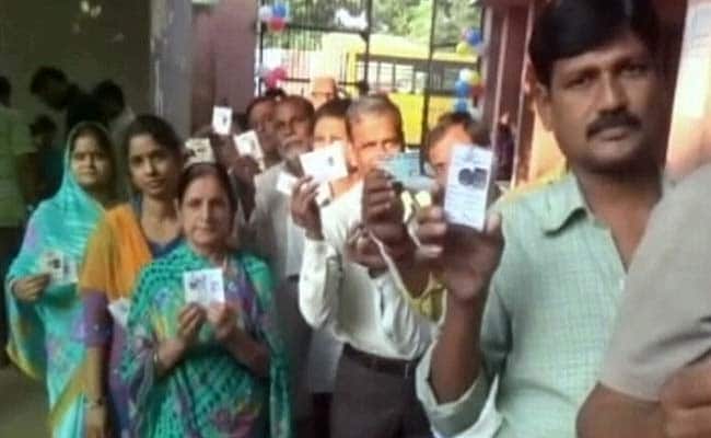 Over a Million Early Voters Cast Ballot in Bihar Polls