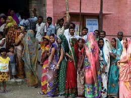 बिहार चुनाव के पहले चरण के लिए मतदान समाप्त, 57 फीसदी हुई वोटिंग बिहार चुनाव के पहले चरण के लिए मतदान समाप्त, 57 फीसदी हुई वोटिंग
