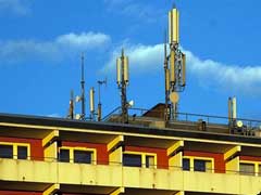 Delhi Mobile Tower Installation: Green Panel Issues Notice to Civic Bodies