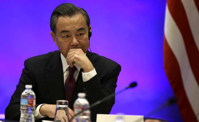 China Says World Should Not 'Arbitrarily Interfere' in Syria