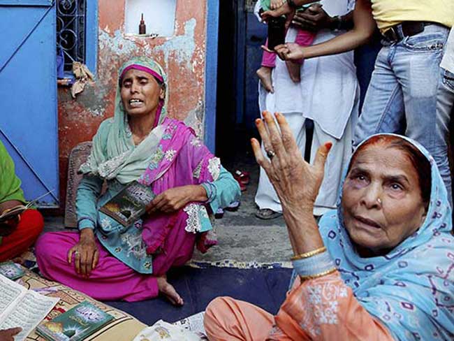 दादरी हत्याकांड : आम आदमी पार्टी ने उठाए पीएम नरेंद्र मोदी की चुप्पी पर सवाल