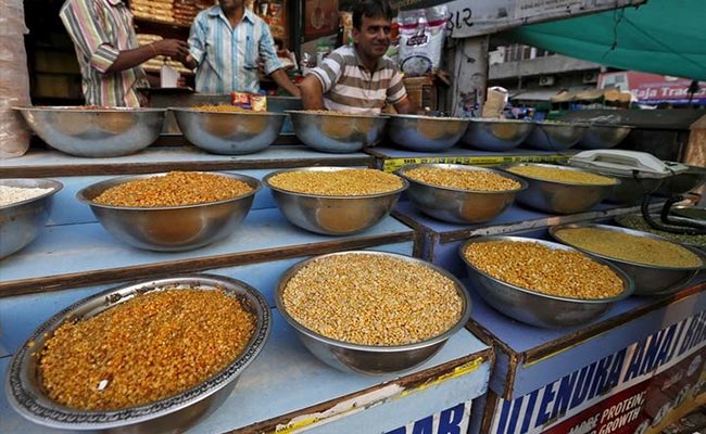 Nearly 75,000 Tonnes of Pulses Seized After 6,000 Raids in 13 States