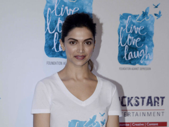 Alia, Shraddha Congratulate Deepika For Her Live Love Laugh Foundation