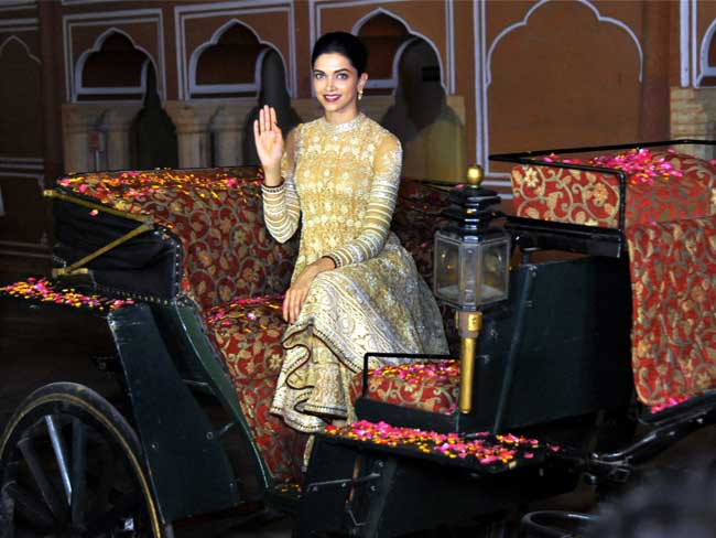 Deepika Padukone's Epic Meeting With Jaipur Royalty. It was 'Surreal'