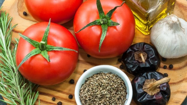 A Mediterranean Diet Can Keep Your Brain Healthier & Younger