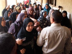 Egypt Voters Trickle in to Elect New Pro-Sisi Parliament