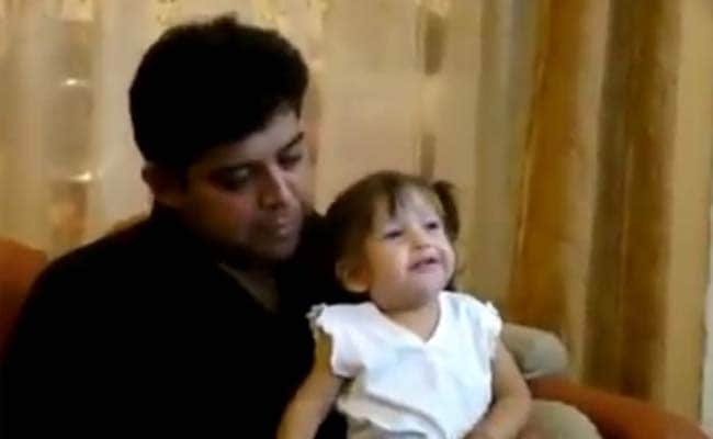 Viral Now: This Father-Daughter Duo Has the Best Storytelling Skills