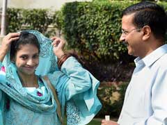 Geeta Meets Delhi Chief Minister Arvind Kejriwal
