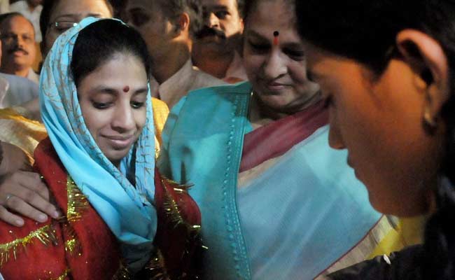 Geeta Reaches Indore, Taken to Institution for Hearing-Impaired People