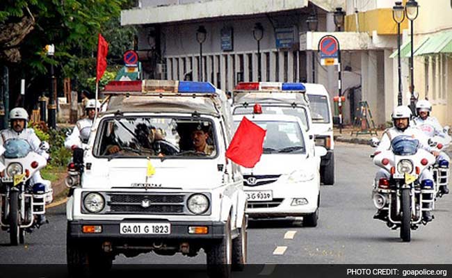 गोवा: खुद को UP का मंत्री बताकर 12 दिन से राज्य अतिथि घर में रह रहा था शख्स, पुलिस ने किया गिरफ्तार