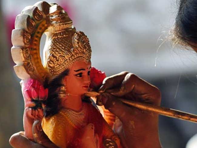 छत्तीसगढ़ : राजिम में मिले देवी लक्ष्मी के पैरों के निशान!