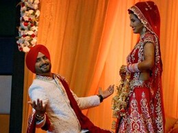 भज्जी-बसरा की शादी : बाउंसरों ने की पत्रकारों के साथ धक्कामुक्की, चार गिरफ्तार भज्जी-बसरा की शादी : बाउंसरों ने की पत्रकारों के साथ धक्कामुक्की, चार गिरफ्तार