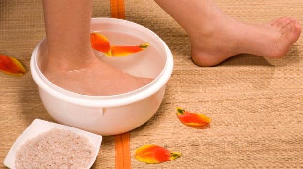 How to treat cracked heels! | Daily Sun