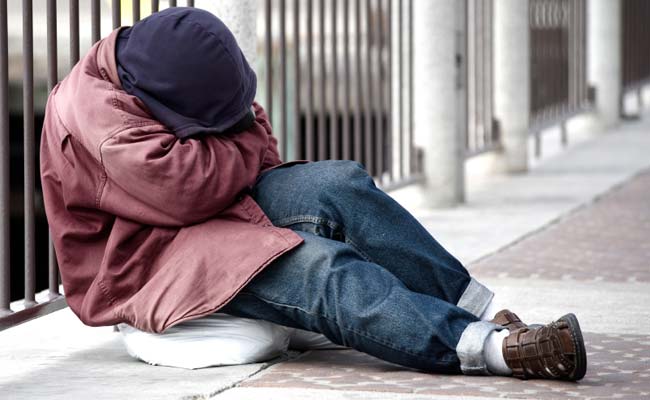 Meet the Mystery Angel Protecting Washington DC's Homeless