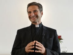 Vatican Fury as Top Priest comes Out on Eve of Bishops Meet