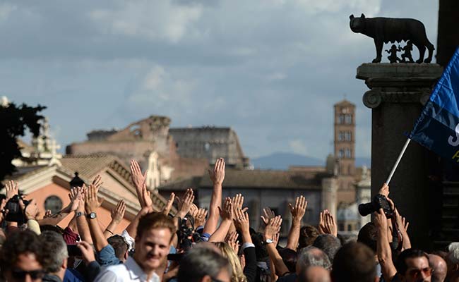 Rome Mayor Resigns After 'Dinnergate' Row