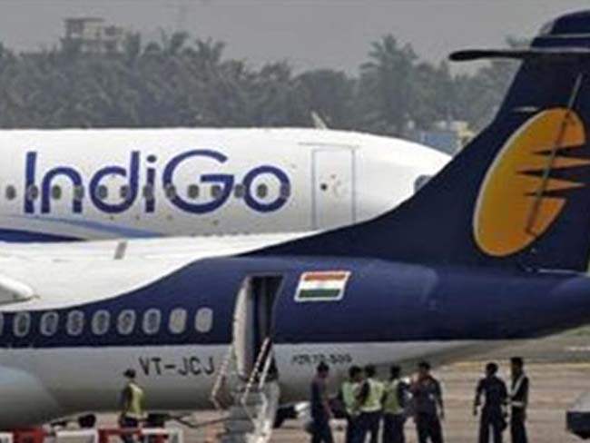 इंटरग्लोब एविएशन के शेयर 12 प्रतिशत की बढ़त के साथ 856 रुपये पर लिस्टेड