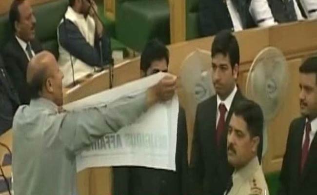 बीफ बैन के विरोध से शुरू हुआ जम्मू-कश्मीर विधानसभा का सत्र