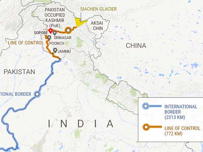 उत्तरी कश्मीर : हंदवाड़ा में सेना और आतंकियों की मुठभेड़ में 4 जवान शहीद