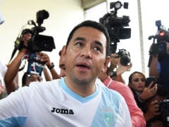 Comedian Jimmy Morales Leads Guatemala vote With 73%: Early Results