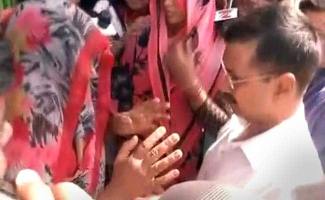 After Kejriwal, Rahul Gandhi Visits Dadri Where Man Was Killed Over Beef Rumours