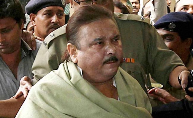Saradha Scam: West Bengal Minister Madan Mitra Walks Out of Hospital After Bail