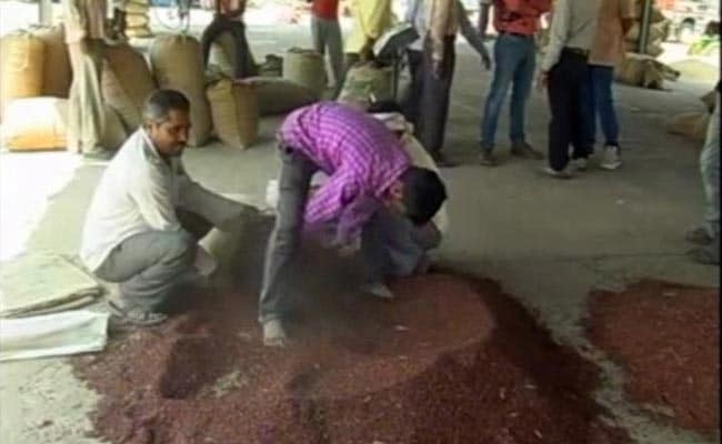 Pulses Touch Rs 210/Kg, 5,800 Tonnes Seized From Hoarders