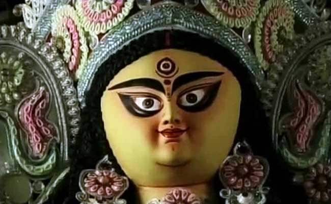 बंगाल में मनाया गया महालया का पर्व, अधिमास के कारण एक महीने बाद होगी दुर्गा पूजा