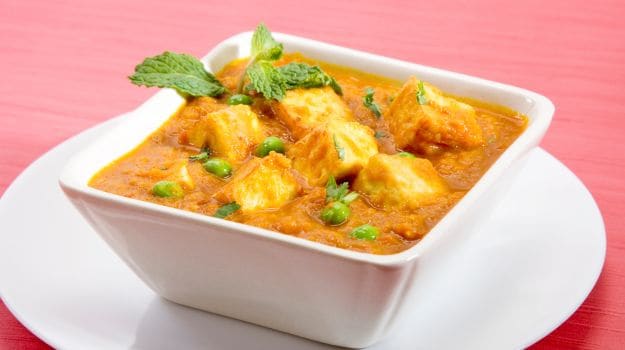 matar paneer