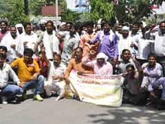 Now Doctors, Teachers Join Sanitation Workers' Strike In Delhi