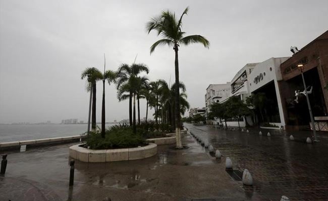 Massive Hurricane Patricia Hits Mexico's Pacific Coast, Spares Major Damage