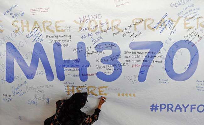 Malaysia To Host Meeting On MH370 Search Plans