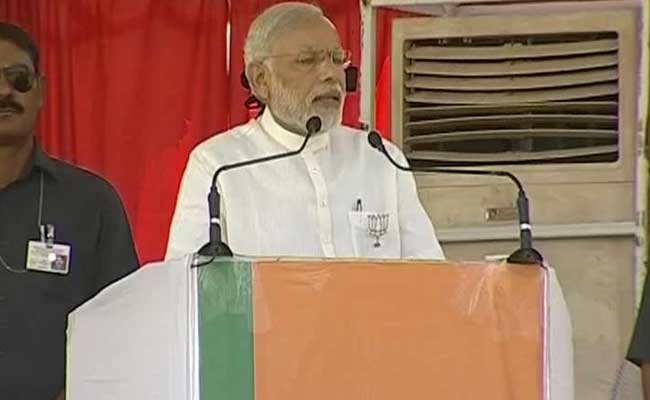 नीतीश के कम्प्यूटर को लग गया है लालू वायरस : पीएम मोदी